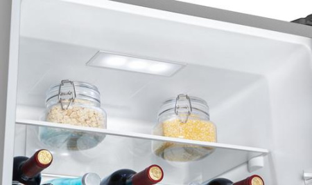 Холодильник с морозильником Hisense RB3N331NAW1 белый